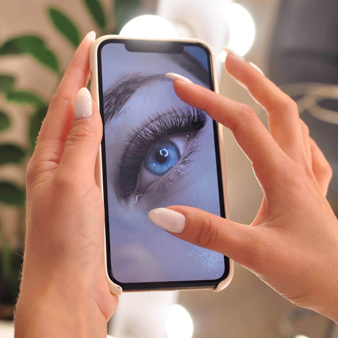 Prolonging the life of your lashes!